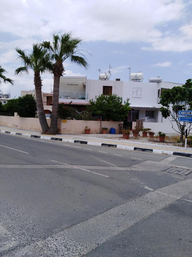 Larnaca, Pervolia 1 bedroom seaside apartment Exterior foto